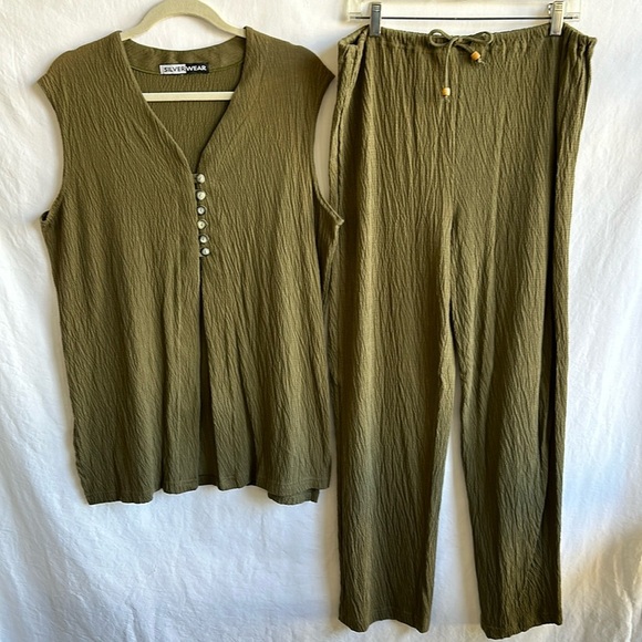 Silverwear olive green textured cotton vest and drawstring pants, size L - Picture 1 of 13